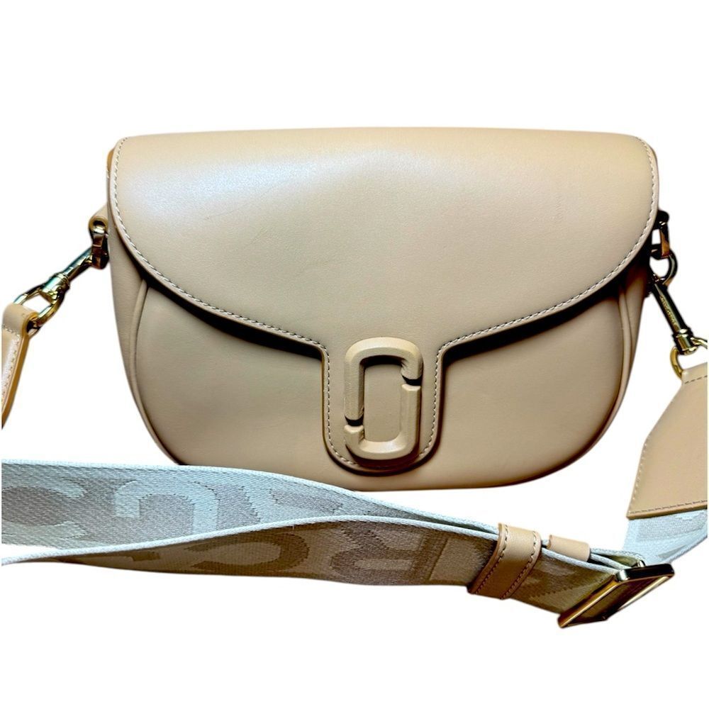MARC JACOBS The Covered J Marc Camel Smooth Leather Saddle Bag Auth Ex++